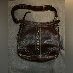 Vintage Coach Chelsea Laced Duffle bag in dark brown pebbled leather